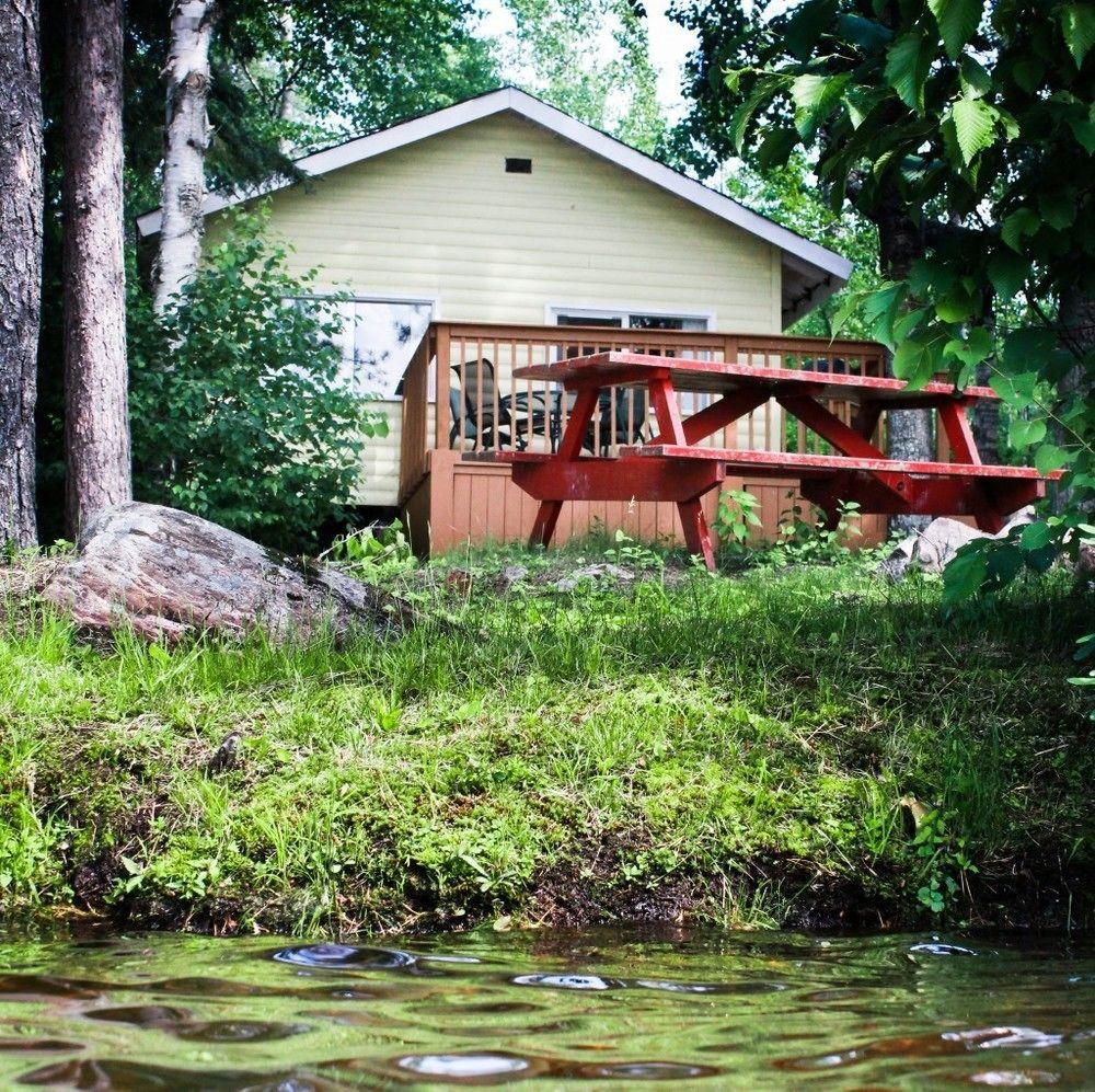 Algonquin'S Edge Resort Madawaska 外观 照片